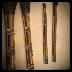 Estee Lauder 4 piece brush set